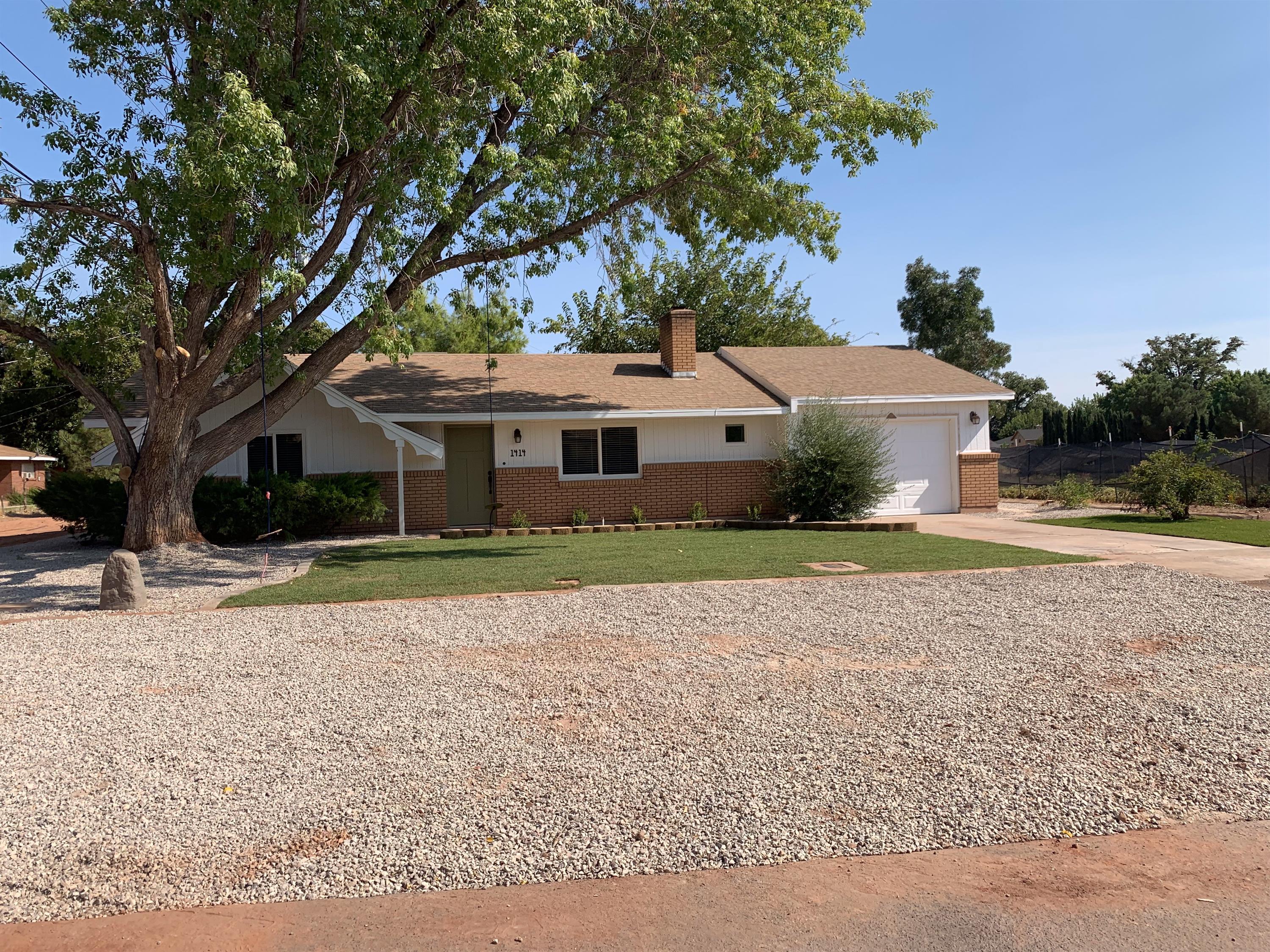 1414 Victors St.